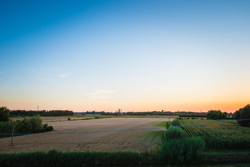 Parco Urbano Apartment Ferrara Cameră foto