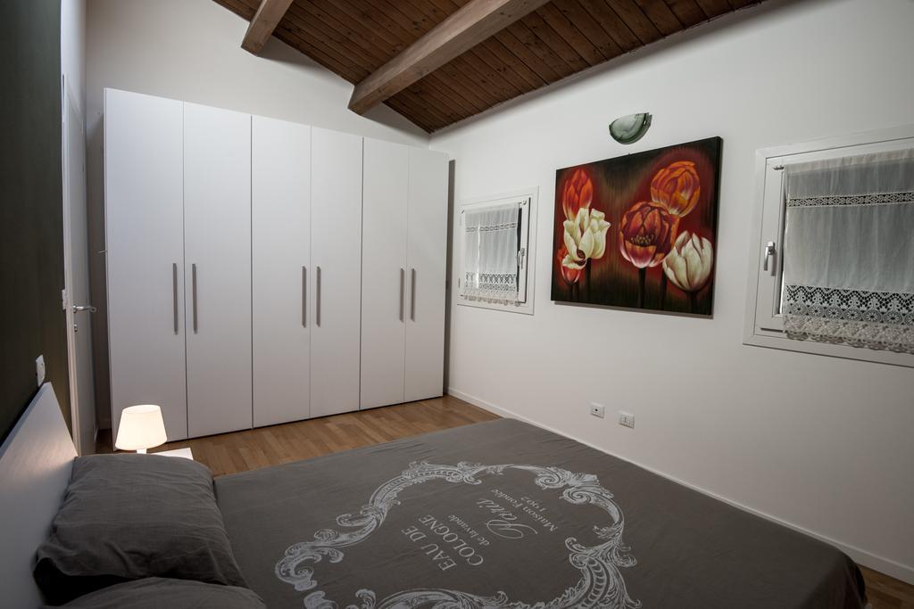 Parco Urbano Apartment Ferrara Cameră foto